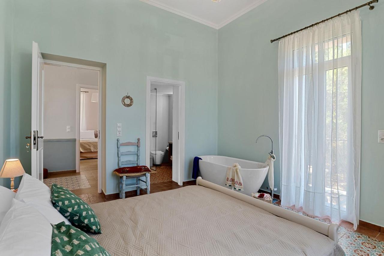 Villa Remedio Neon Khorion  المظهر الخارجي الصورة
