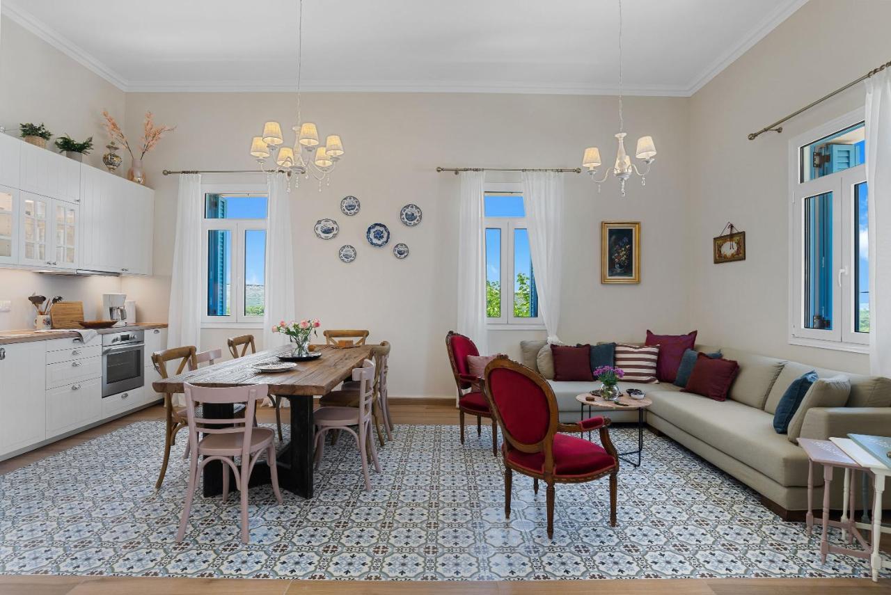 Villa Remedio Neon Khorion  المظهر الخارجي الصورة